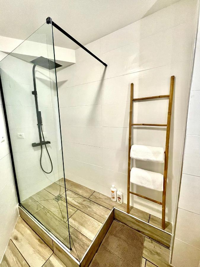 Nouveauté - L'Oasis - T3 - 70 M2 - Jacuzzi Saint-Denis Esterno foto
