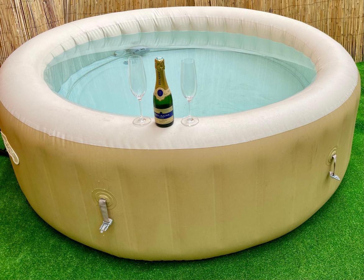 Nouveauté - L'Oasis - T3 - 70 M2 - Jacuzzi Saint-Denis Esterno foto